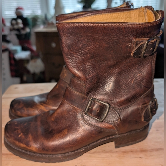 Frye Veronica Short Buckle Moto Antiqued Boots - Picture 6 of 13